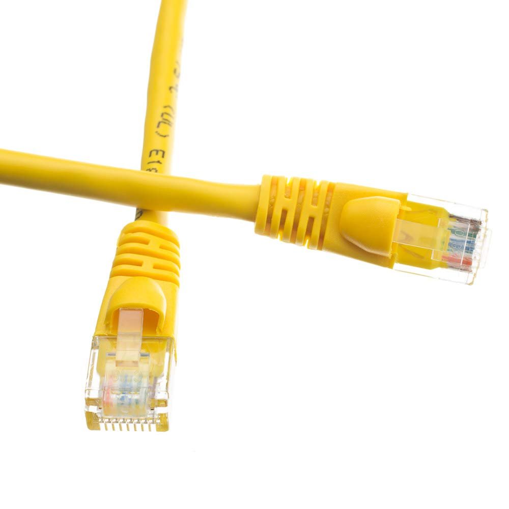 CableWholesale Cable Ethernet Cat6a 100 pies, amarillo