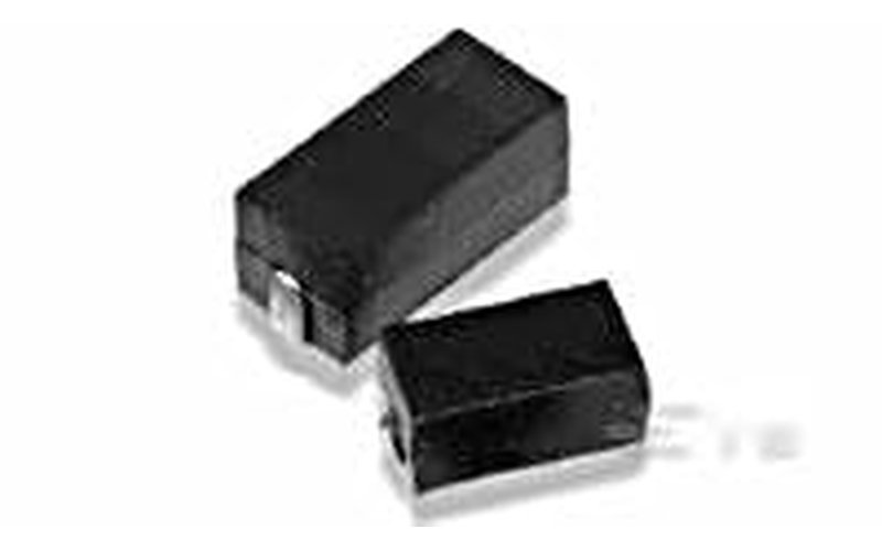 TE Connectivity CGS SMW3R68JT Resistencia 0.68Ω 3W