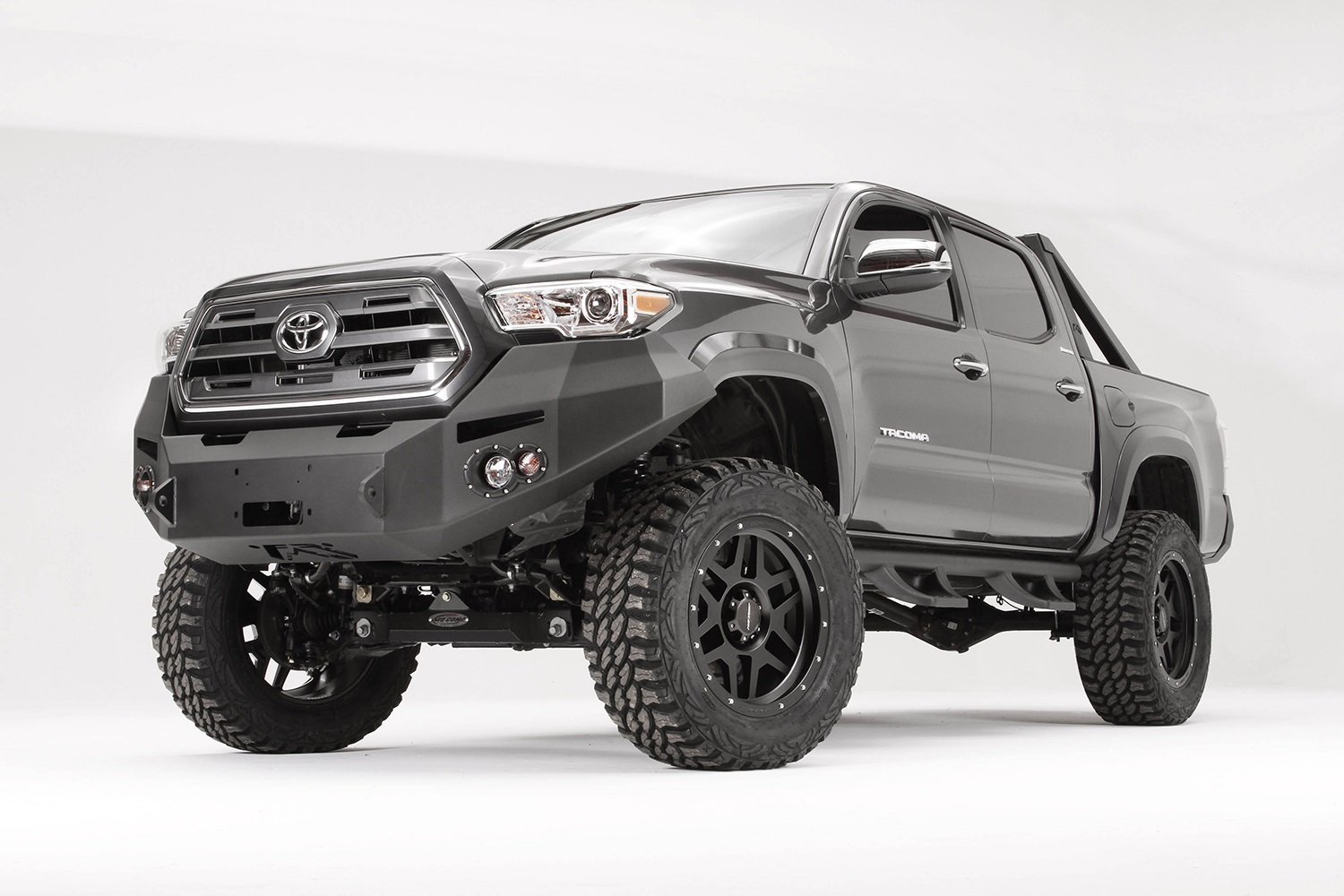 Fab Fours 16-20 Tacoma Parachoques delantero Premium